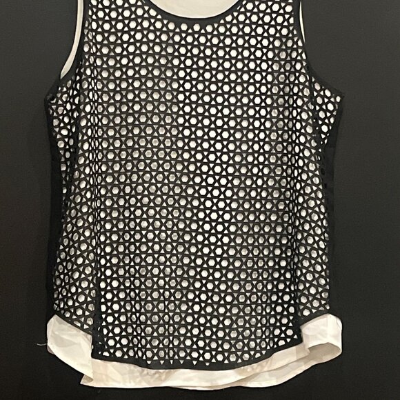Zac and Rachel cut out black and white two layer tank top size M - Picture 2 of 4